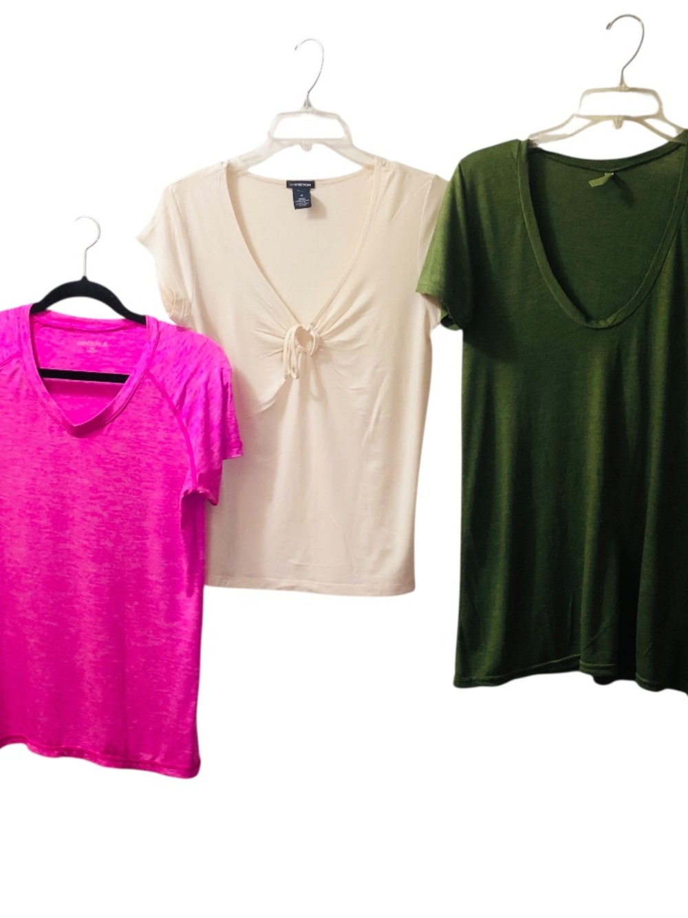 3 for $10 Bundle Women’s Short Sleeve Tee Shirt Size Medium
